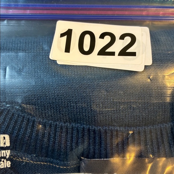 Vince Silk Cashmere Blend Crewneck Sweater Men’s L Blue Elevated Basic Luxury - Picture 14 of 15